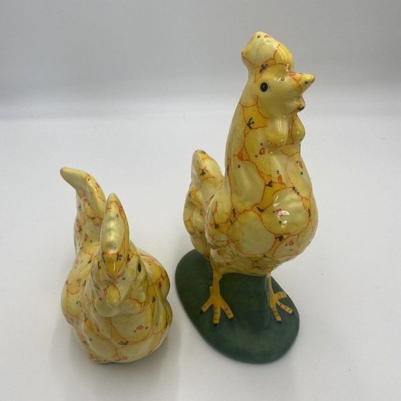 Other - Large Ceramic Roster and Hen color Yellow Roster is 11" and Hen is 7" pre-owned
